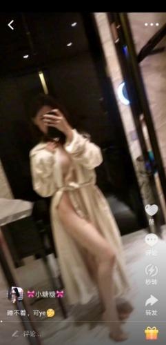 成都极品身材年轻妹子 第1张
