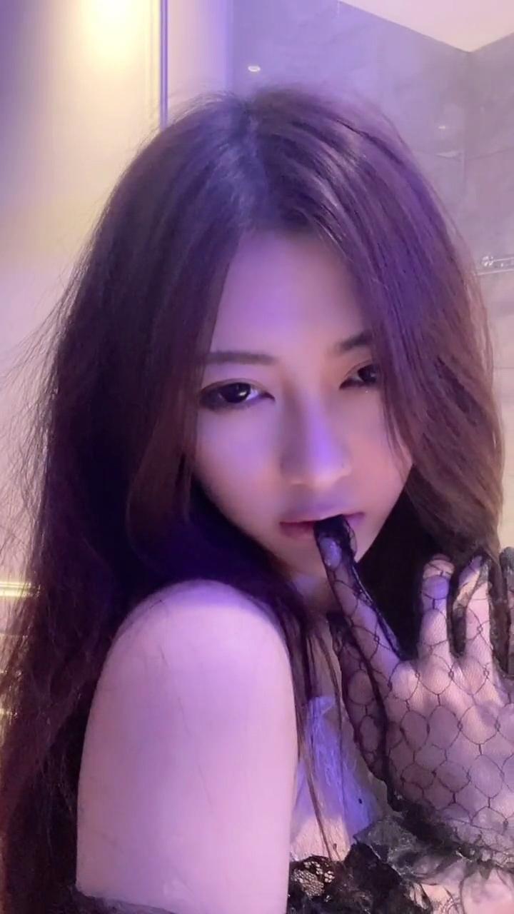 还想再刷的高颜值妹妹，确实不错哦 第1张