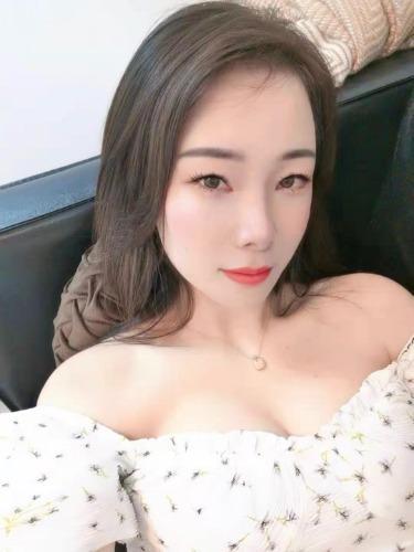 北郊很有韵味的女子 第3张